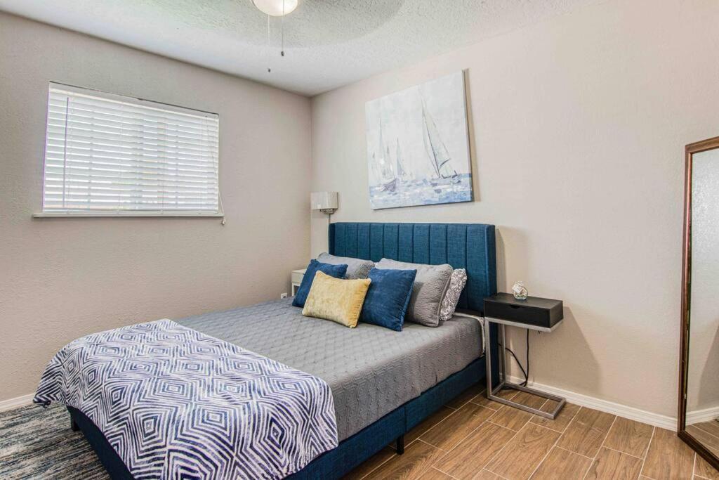 My Cozy Duplex A In The Heart Of West Side Villa El Paso Exterior photo